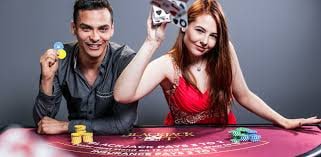 Antarmuka permainan Domino QQ di sbc slot dengan kartu dominasi dan nilai poin jelas